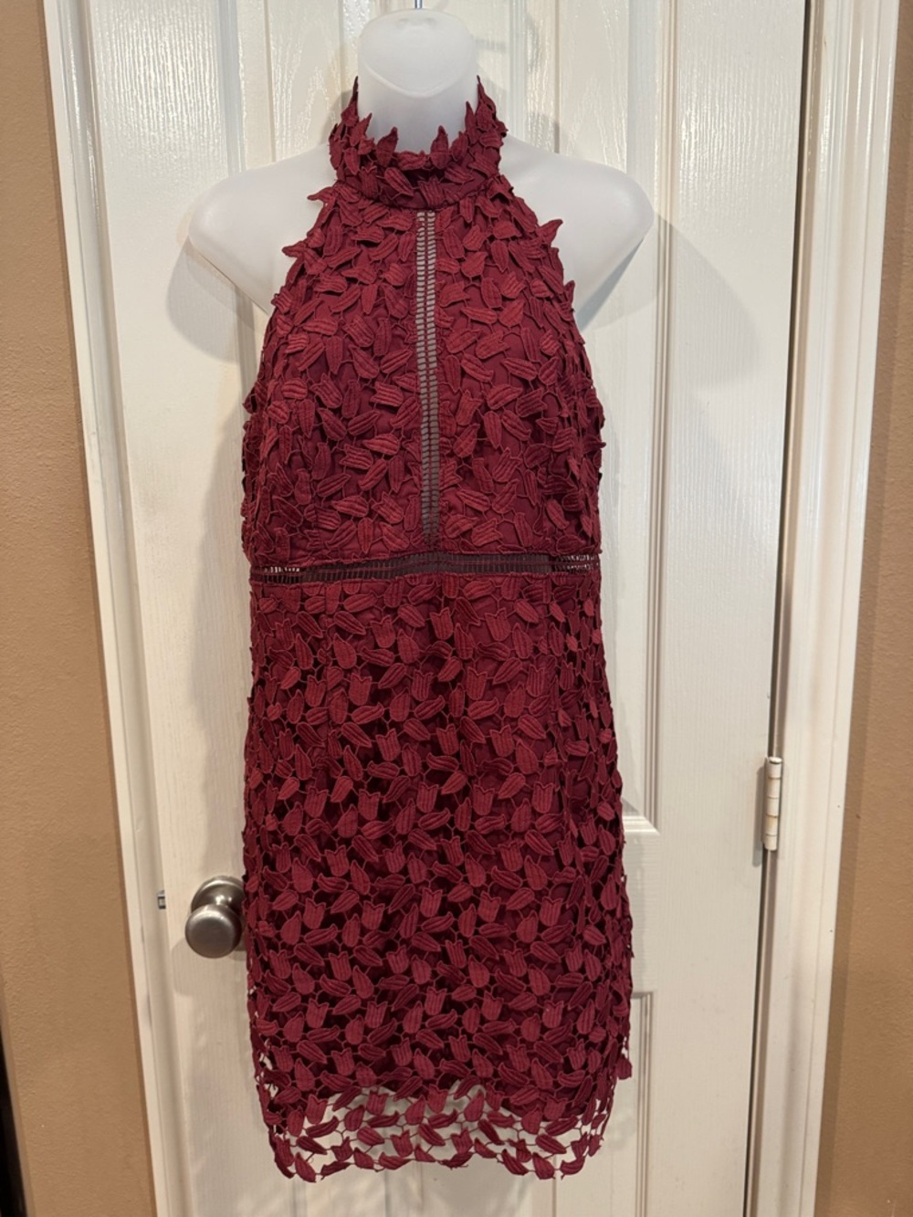 Bardot Burgundy Lace Cut-Out Halter Dress. Sz US10